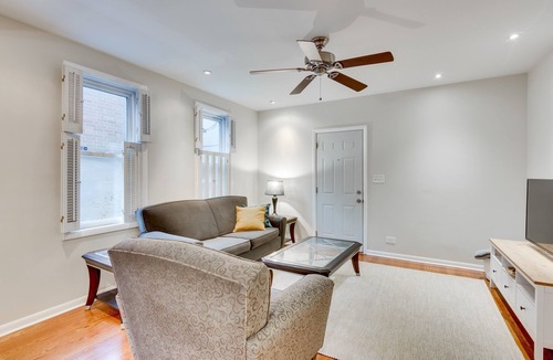 West Town Apartment | PET FRIENDLY! Historic River West Neighborhood - Easy Access to O'Hare by AllSet Turnover