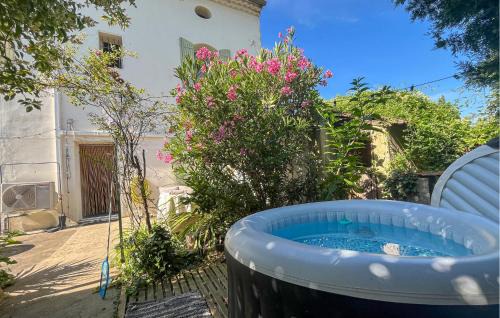 Pont-Saint-Esprit House | Pet Friendly Home In Pont-Saint-Esprit
