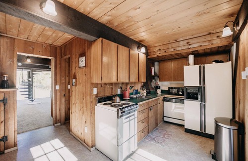 Maple Falls Apartment | Pet Friendly Holiday apartment "05MBH"