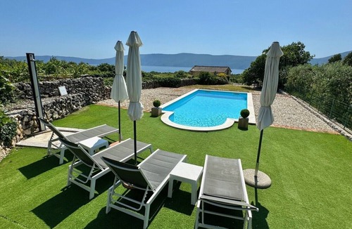 Brzac House | Pet-Friendly Holiday Home Lara with Pool and Sea view