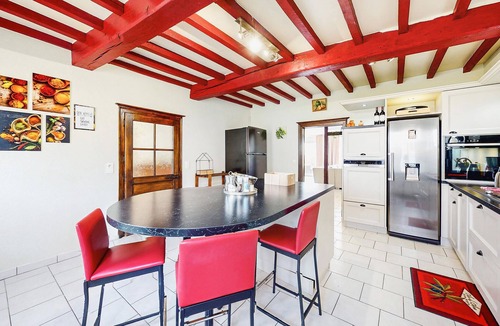 Flaignes-Havys House | Pet friendly home in Flaignes-Havys with WiFi