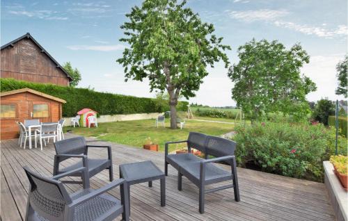 Marcey-les-Greves House | Pet Friendly Home In Marcey-Les-Grèves