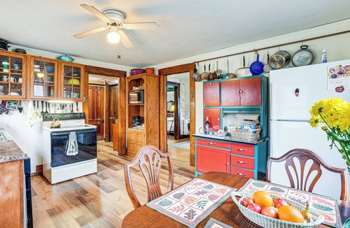 Paris Crossing House | Pet-Friendly Home w/River Access in Crothersville