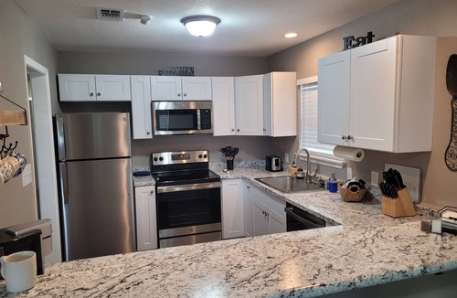 Junction House | Pet-Friendly Home for 7 with Fire Pit