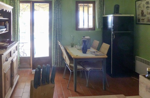 Entrecasteaux House | Pet friendly home in Entrecasteaux