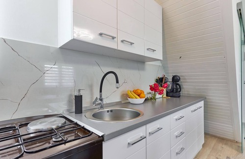 Kraljevec Sesvetski House | Pet friendly home in Donja Lomnica with WiFi