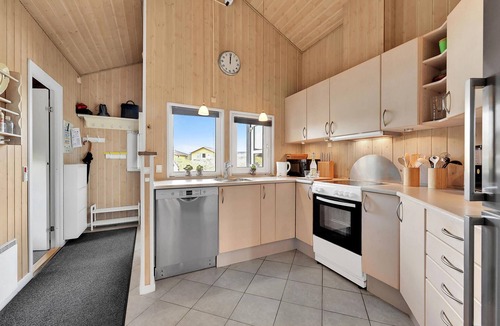 Bjerregaard House | Pet friendly home in Hvide Sande with sauna