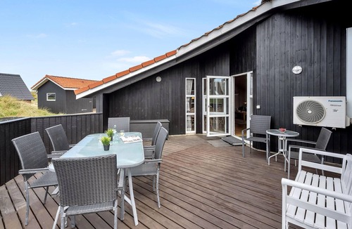 Bjerregaard House | Pet friendly home in Hvide Sande with sauna