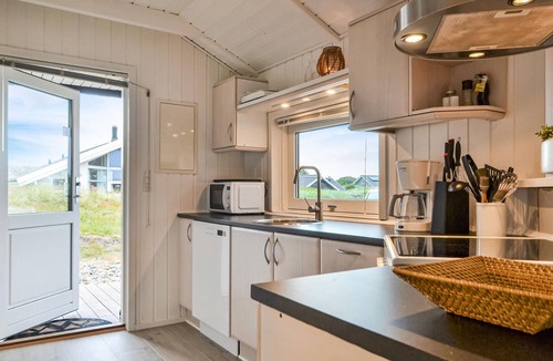 Bjerregaard House | Pet friendly home in Hvide Sande with sauna