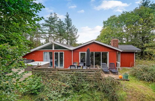 Houstrup House | Pet friendly home in Nørre Nebel with sauna