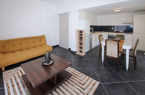 Saint-Peray House | Pet friendly home in Saint-Péray with sauna