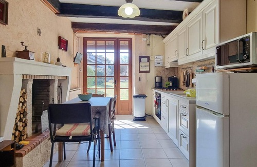 Taize-Aizie House | Pet friendly home in Taizé-Aizie with WiFi