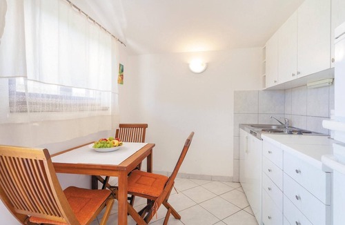 Okrug Donji House | Pet friendly home in Okrug Donji