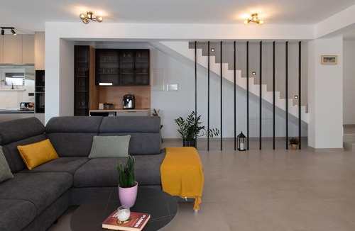 Drnis House | Pet friendly home in Pakovo Selo