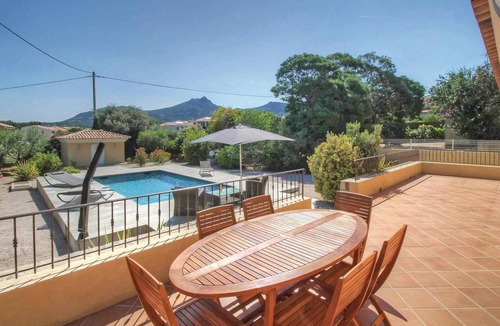 Aregno House | Pet friendly home in Algajola