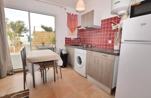 Aleria House | Pet friendly home in Aleria with WiFi