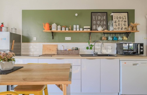 Becourt House | Pet friendly home in Becourt with WiFi