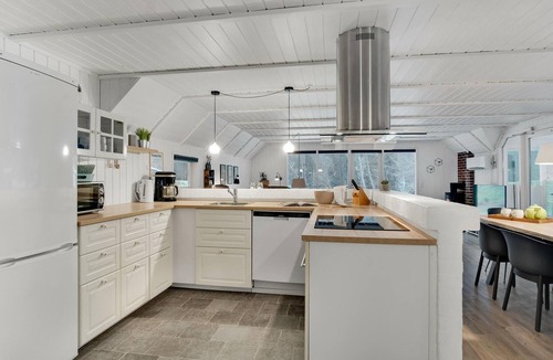 Blavand Strand House | Pet friendly home in Blåvand with sauna