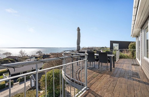 Hvidbjerg Strand House | Pet friendly home in Børkop with WiFi