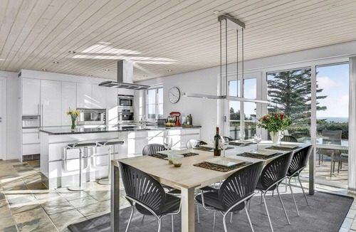 Hvidbjerg Strand House | Pet friendly home in Børkop with sauna