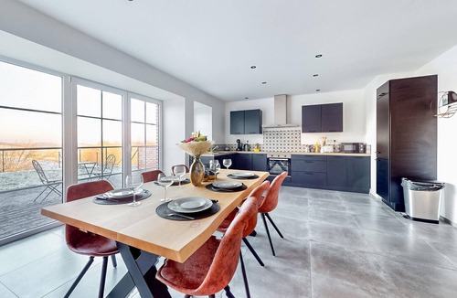 Charnois House | Pet friendly home in CHARNOIS with WiFi
