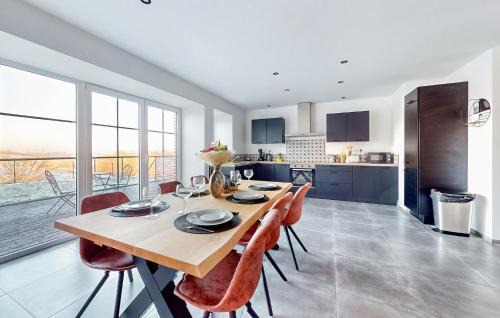 Charnois House | Pet Friendly Home In Charnois With Wifi