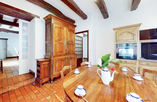 Couhe House | Pet friendly home in Couhe