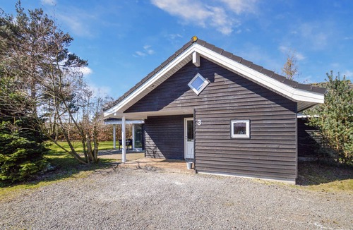 Marielyst House | Pet friendly home in Væggerløse with sauna
