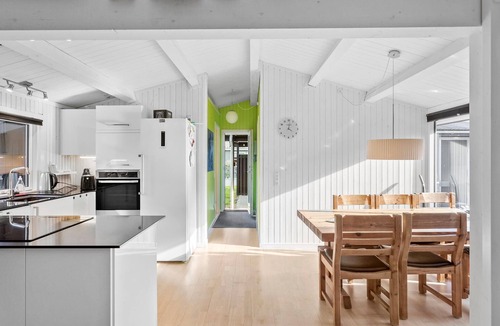 Marielyst House | Pet friendly home in Væggerløse with WiFi
