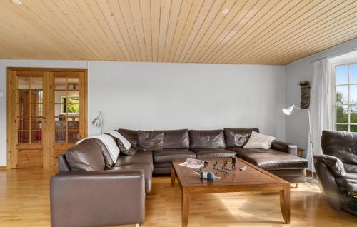 Ebeltoft House | Pet Friendly Home In Ebeltoft With Wifi