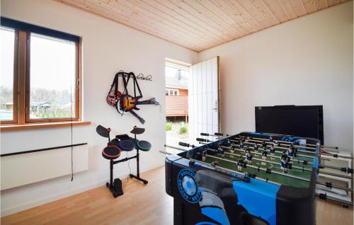 Farvang House | Pet Friendly Home In Fårvang With Swimming Pool