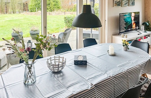 Farso House | Pet friendly home in Farsø with kitchen