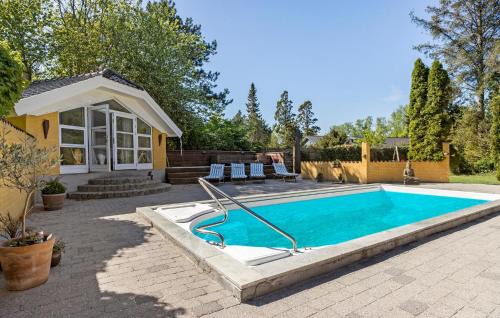 Smidstrup Strand House | Pet Friendly Home In Gilleleje