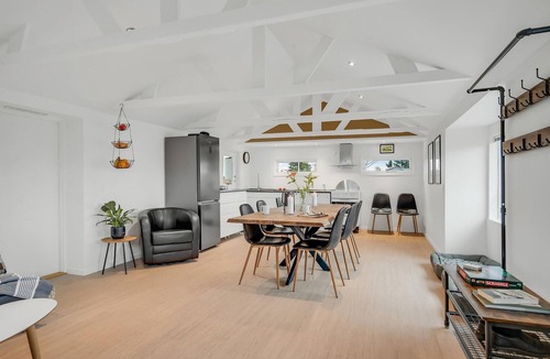 Grena Strand House | Pet friendly home in Grenaa with WiFi