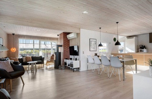 Harboore House | Pet friendly home in Harboøre with sauna