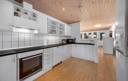 Henne Strand House | Pet Friendly Home In Henne With Sauna