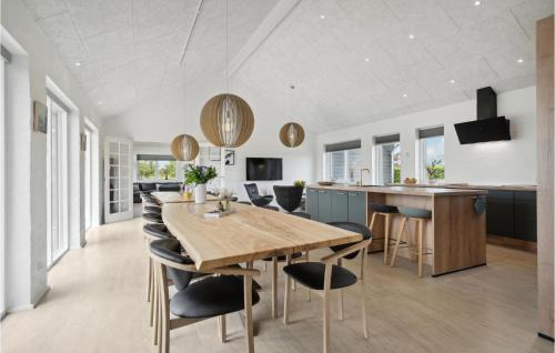 Hadsund House | Pet Friendly Home In Hadsund With Sauna
