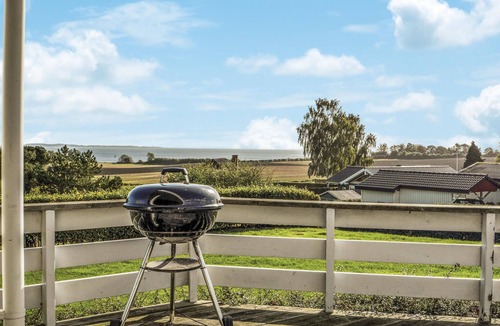 Hejlsminde Strand House | Pet friendly home in Hejls with sauna