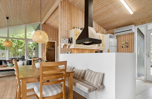Pøt Strandby House | Pet friendly home in Horsens with WiFi