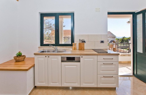 Bogomolje House | Pet friendly home in Bogomolje