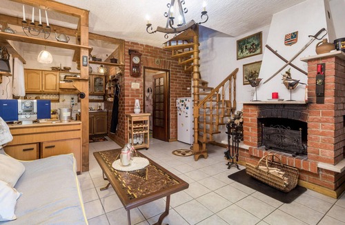 Krivi Put House | Pet friendly home in Krivi Put with WiFi