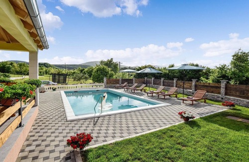 Citluk House | Pet friendly home in Hrvace