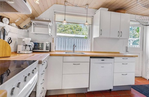 Ristinge House | Pet friendly home in Humble with WiFi