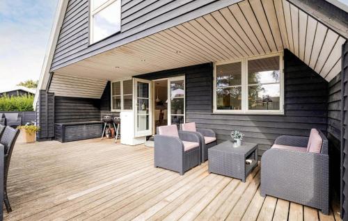 Ristinge House | Pet Friendly Home In Humble With Sauna