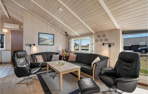 Bjerregard Strand House | Pet Friendly Home In Hvide Sande