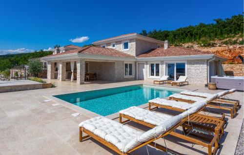 Jadranovo House | Pet Friendly Home In Jadranovo