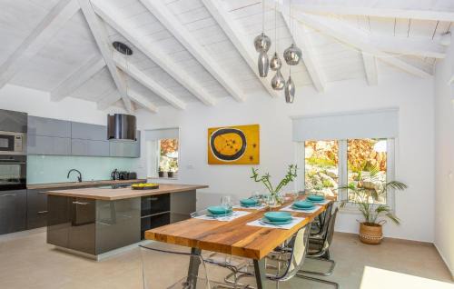 Jadranovo House | Pet Friendly Home In Jadranovo