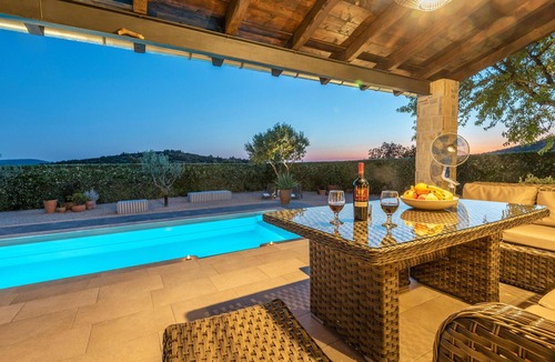 Sibenik House | Pet friendly home in Jadrija with sauna