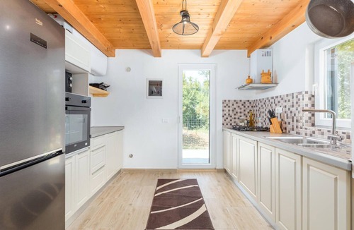 Zminj House | Pet friendly home in Krnicari