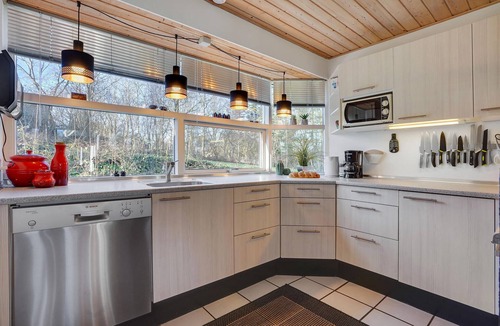Skødshoved Strand House | Pet friendly home in Knebel with sauna